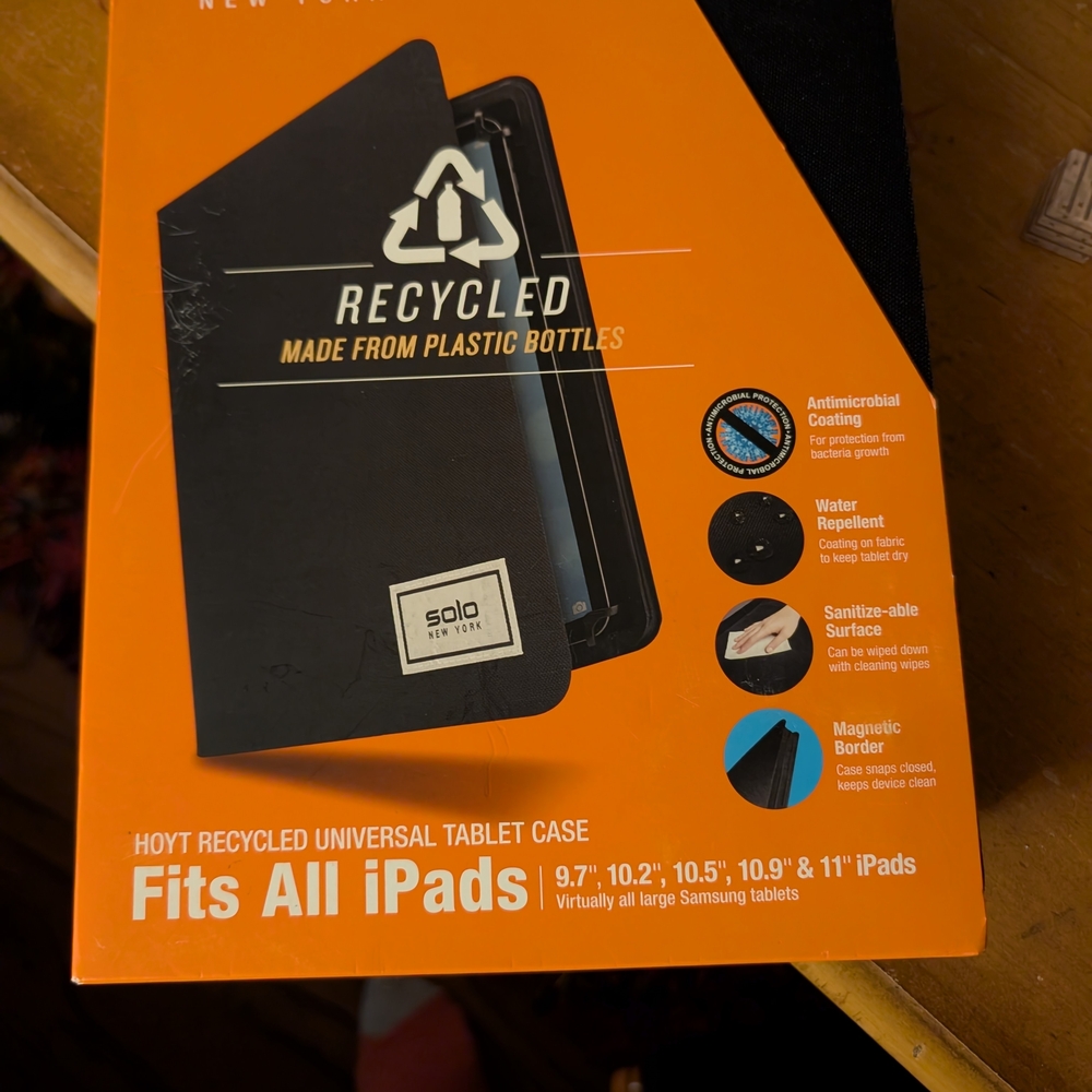 Black Recycled Tablet Case
